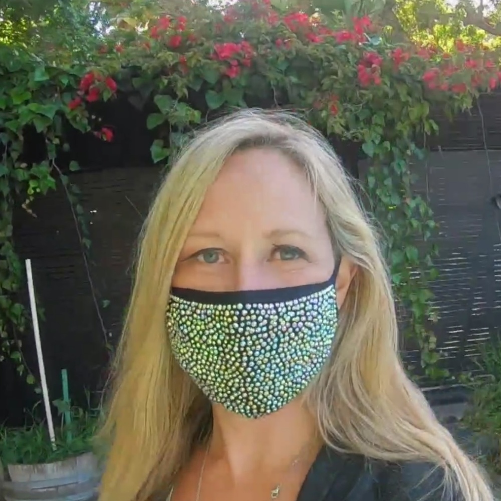 🔵 80% off 🔵 Rhinestone Filter Face Mask - Picture 2 of 7